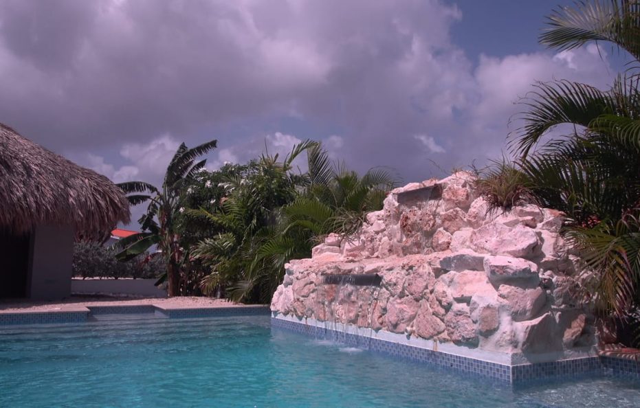 Paradise Apartments 1