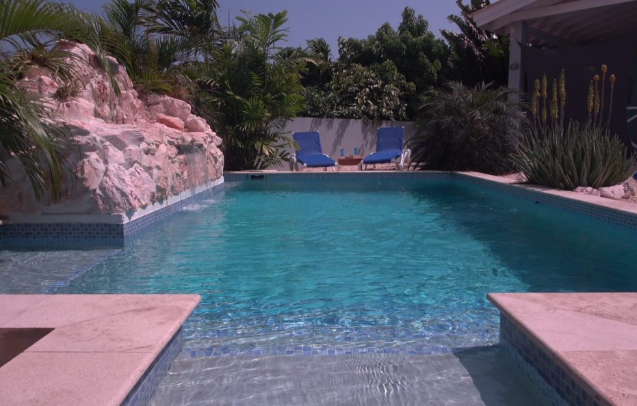 Paradise Apartments 1